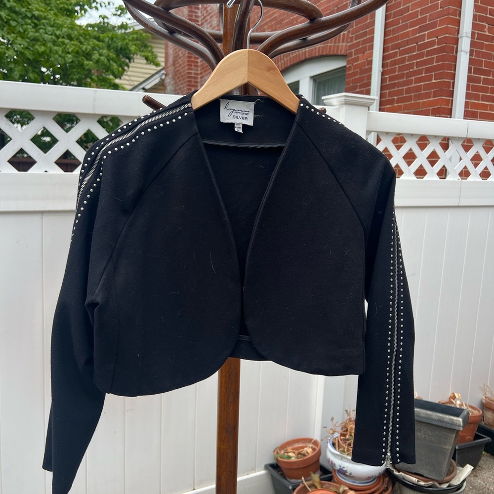Lysse Black Cropped Studded Open-Front Blazer